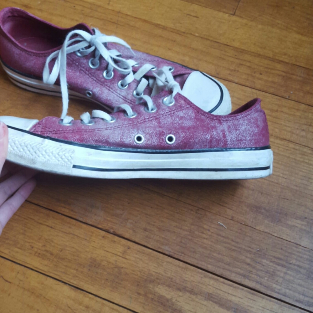 Frosted Burgundy Converse - Picture 5 of 9